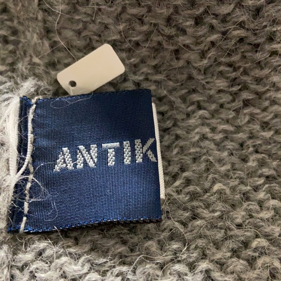 AntikBatik NWOT Cape - Picture 8 of 10